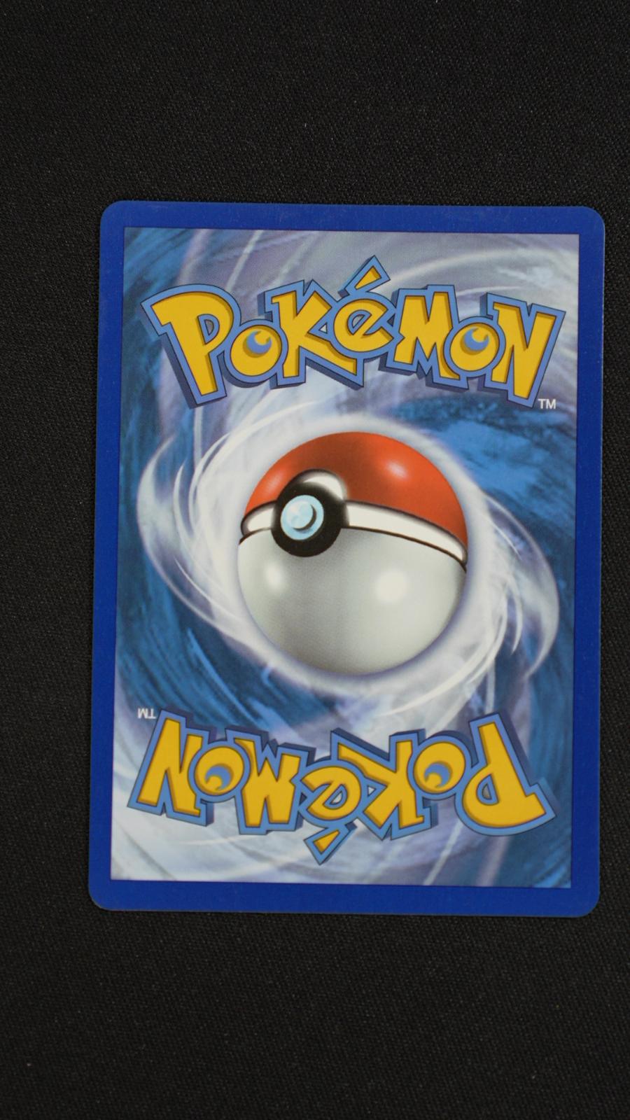 Orbeetle VMAX 021/185 Holo VMAX Rare Vivid Voltage Pokemon Near Mint