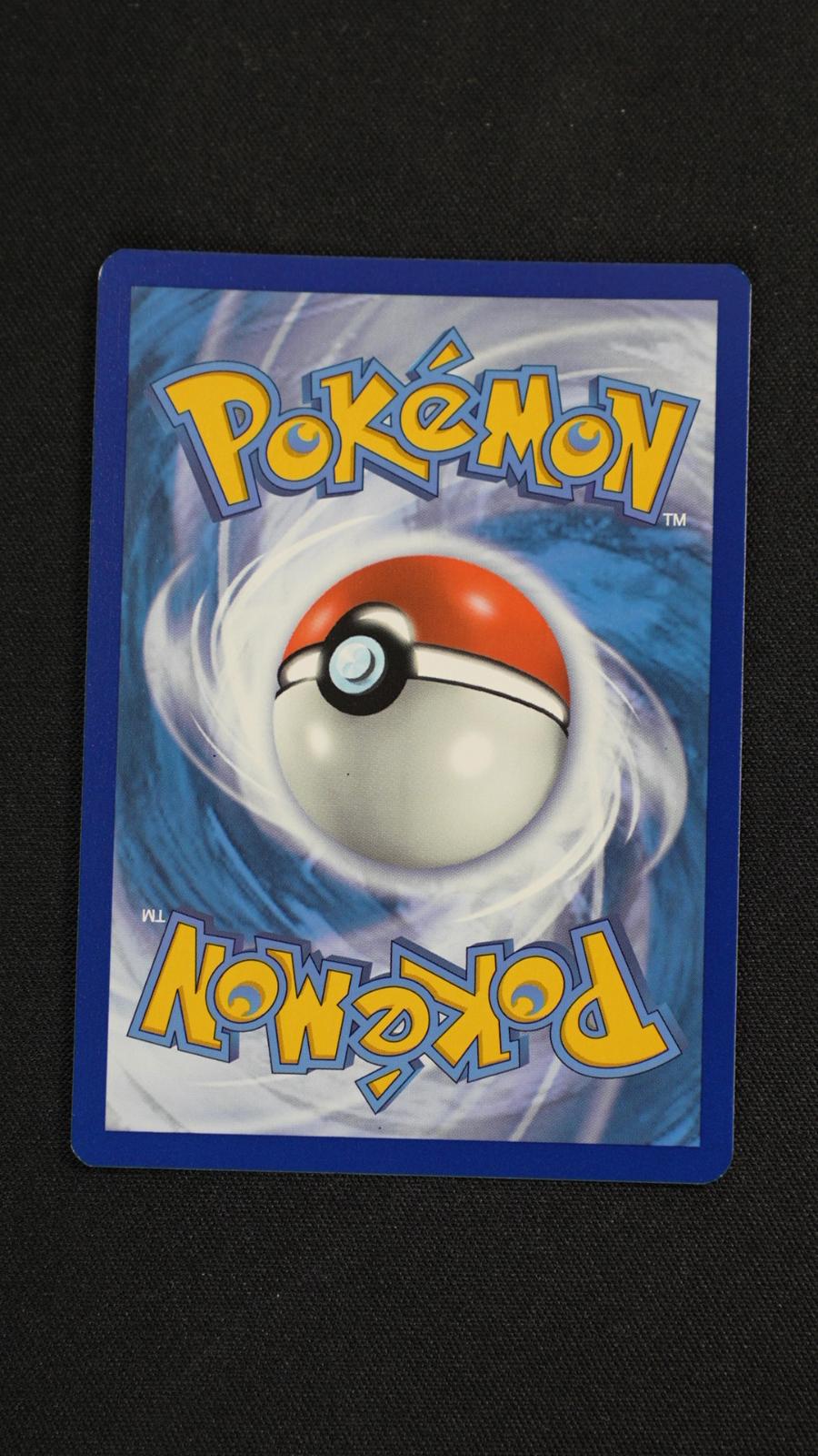 Woobat 073/185 Common Vivid Voltage Pokemon Reverse Holo Near Mint